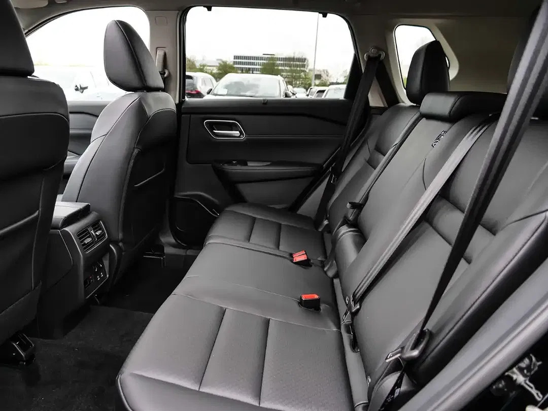 Nissan X-Trail - Thumbnail 8
