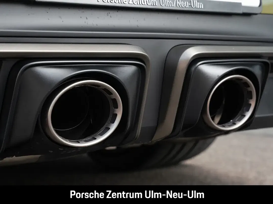 Porsche 992 - Thumbnail 14