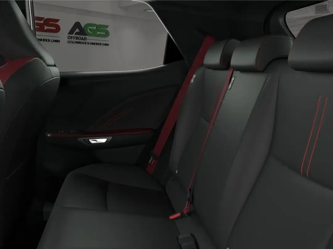 Lexus LBX - Thumbnail 11