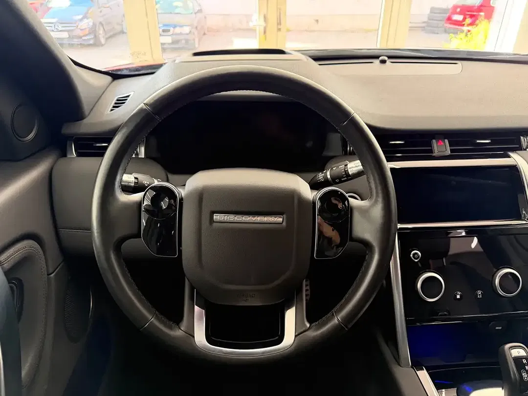 Land Rover Discovery Sport - Thumbnail 13