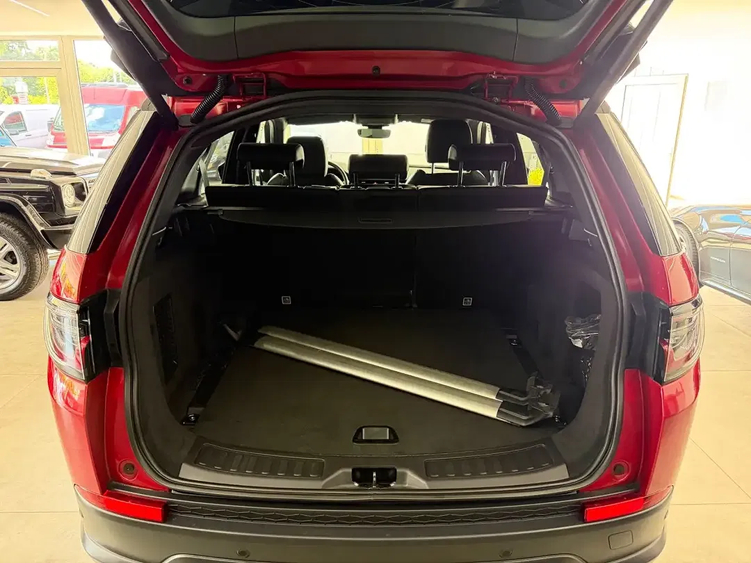 Land Rover Discovery Sport - Thumbnail 14