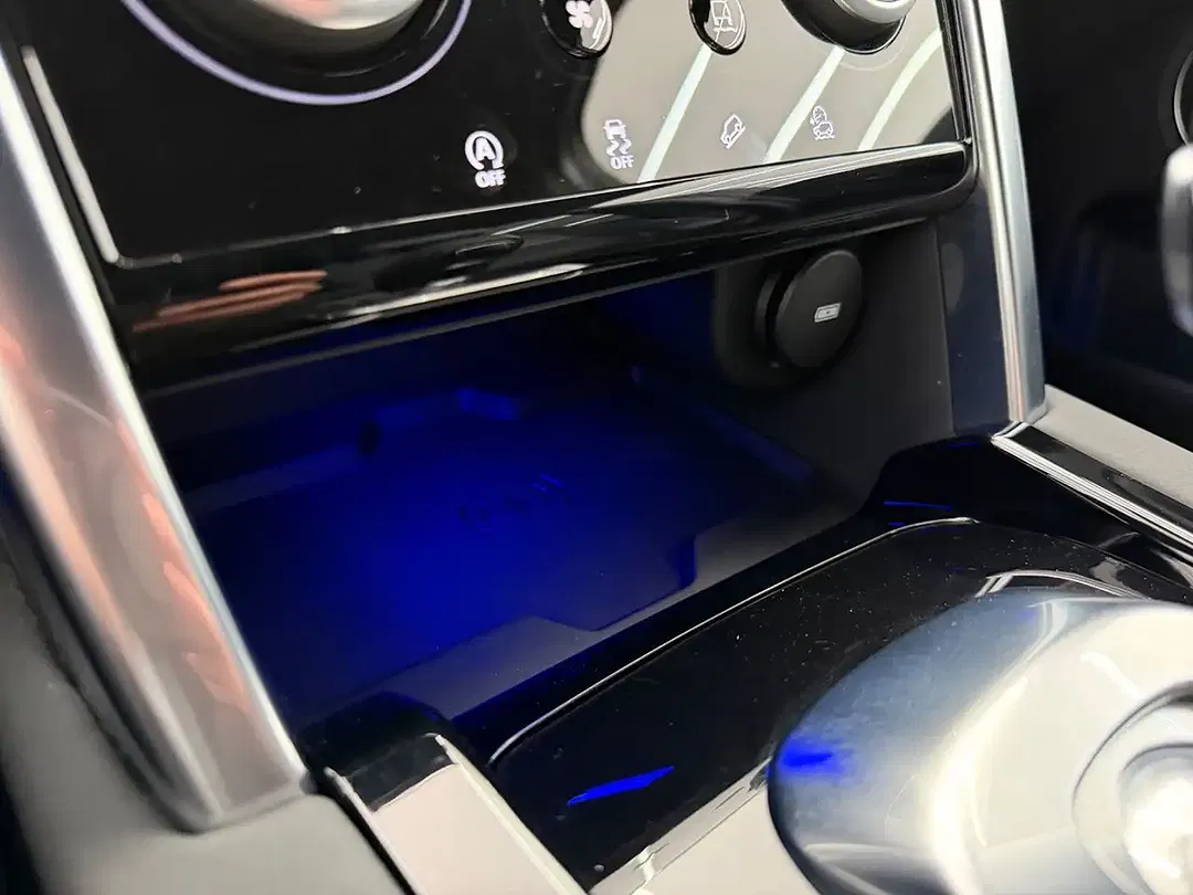 Land Rover Discovery Sport - Thumbnail 35