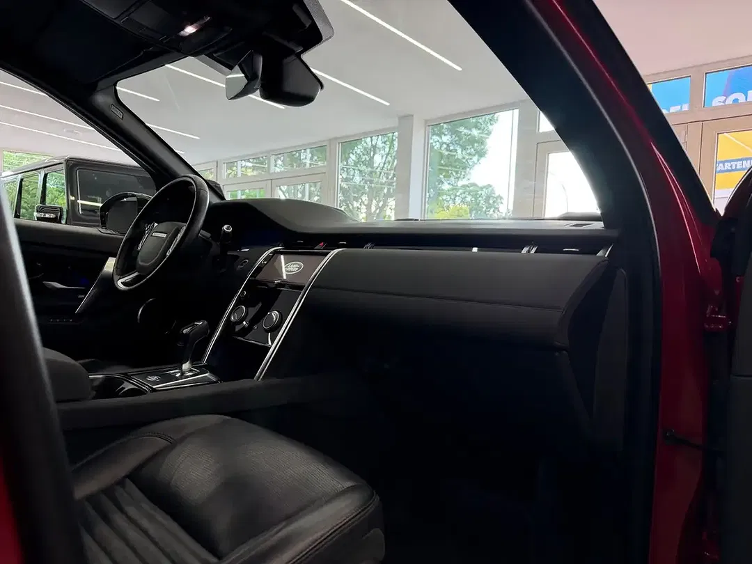 Land Rover Discovery Sport - Thumbnail 7