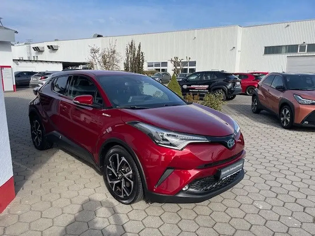 Toyota C-HR - Thumbnail 5