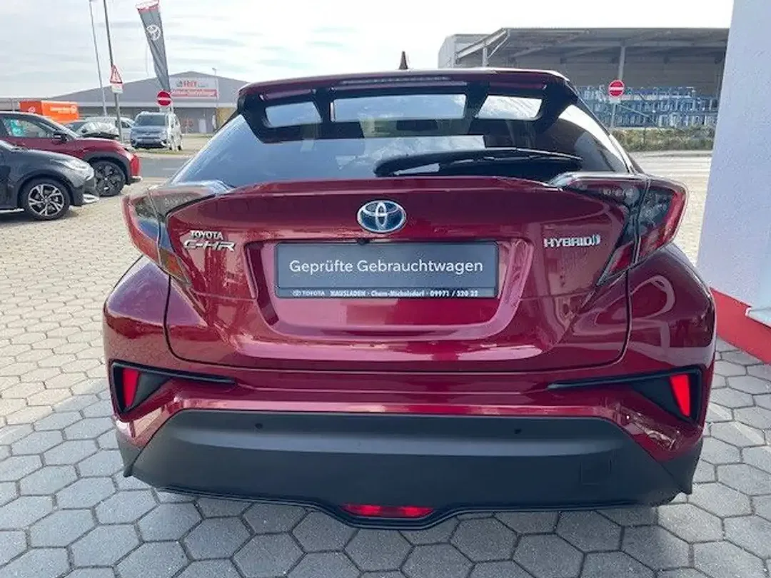 Toyota C-HR - Thumbnail 8