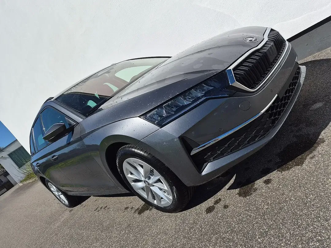 Skoda Octavia - Thumbnail 14
