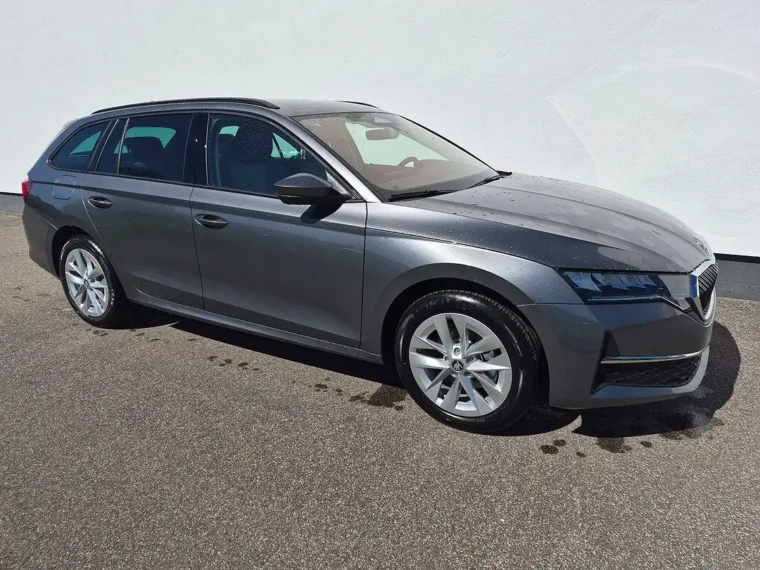 Skoda Octavia - Thumbnail 3