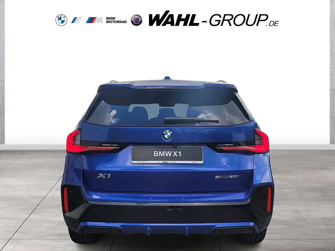 BMW X1 - Thumbnail 3