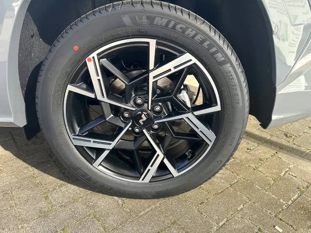 Hyundai TUCSON - Thumbnail 5