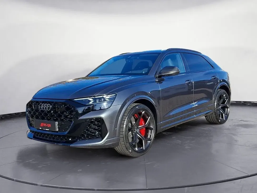 Audi RS Q8 - Thumbnail 2