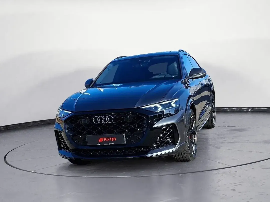 Audi RS Q8 - Thumbnail 3