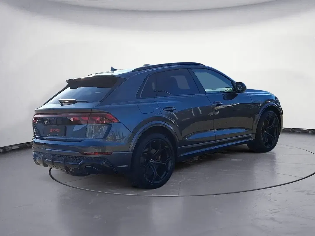 Audi RS Q8 - Thumbnail 6