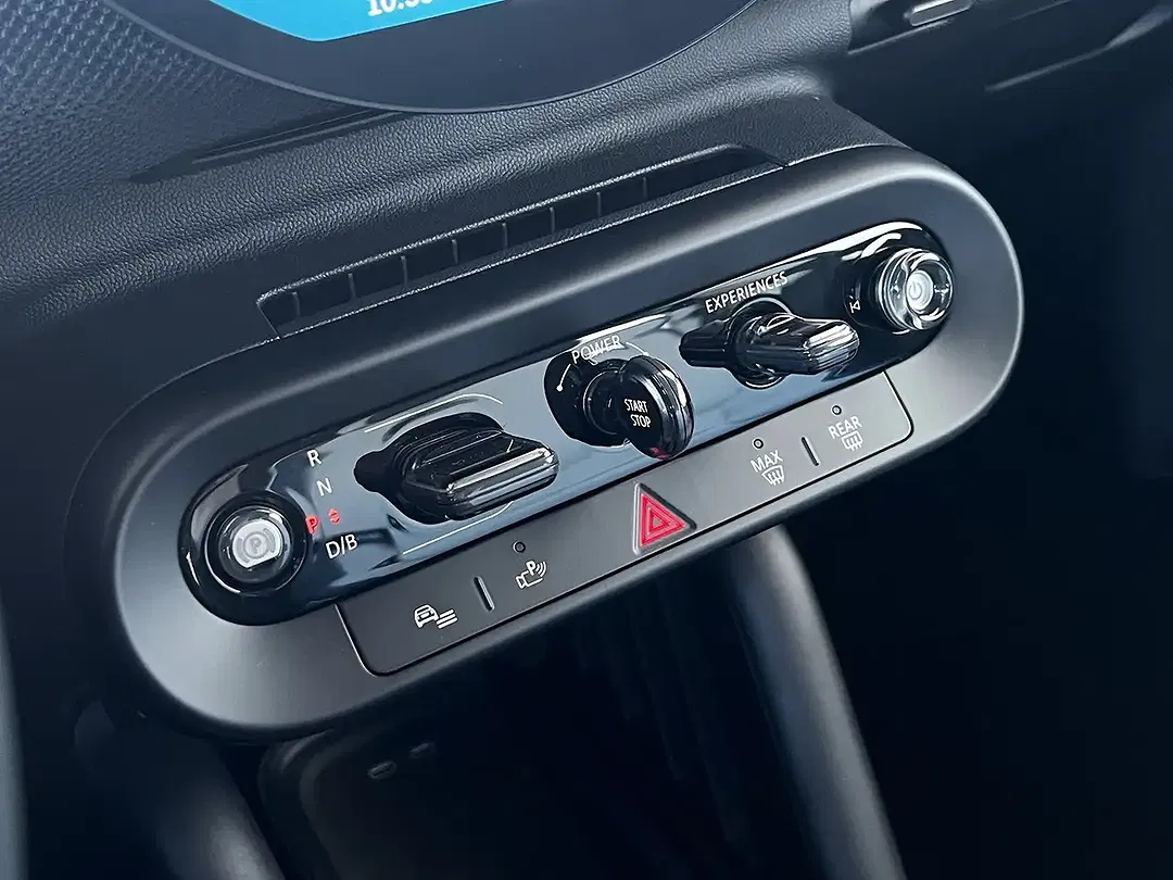MINI Cooper E - Thumbnail 11