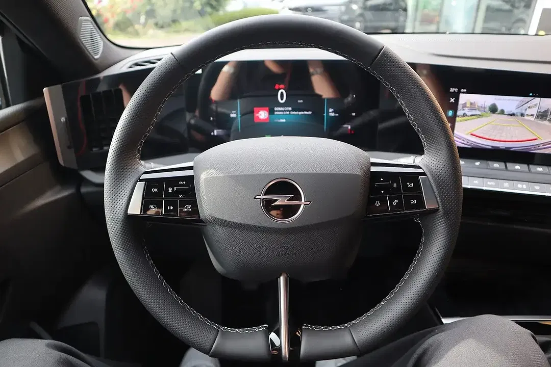 Opel Astra - Thumbnail 10