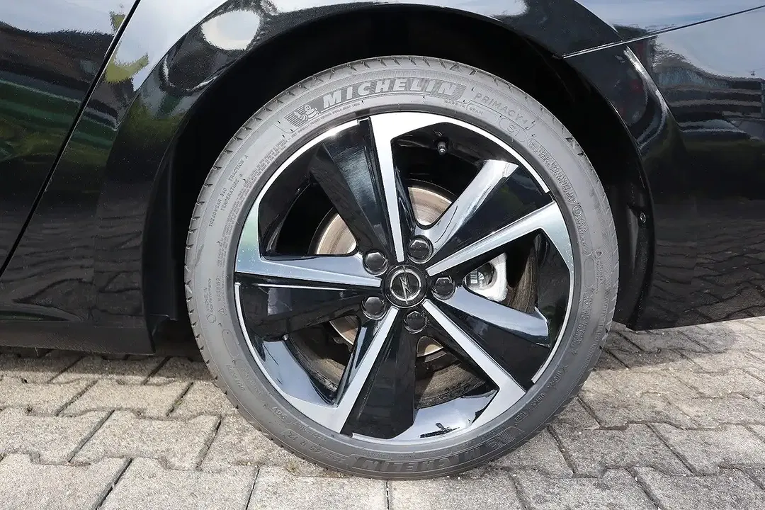 Opel Astra - Thumbnail 5