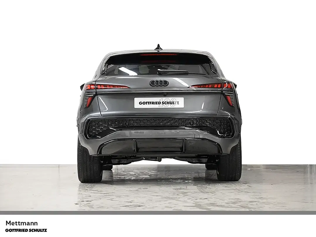 Audi Q3 - Thumbnail 4