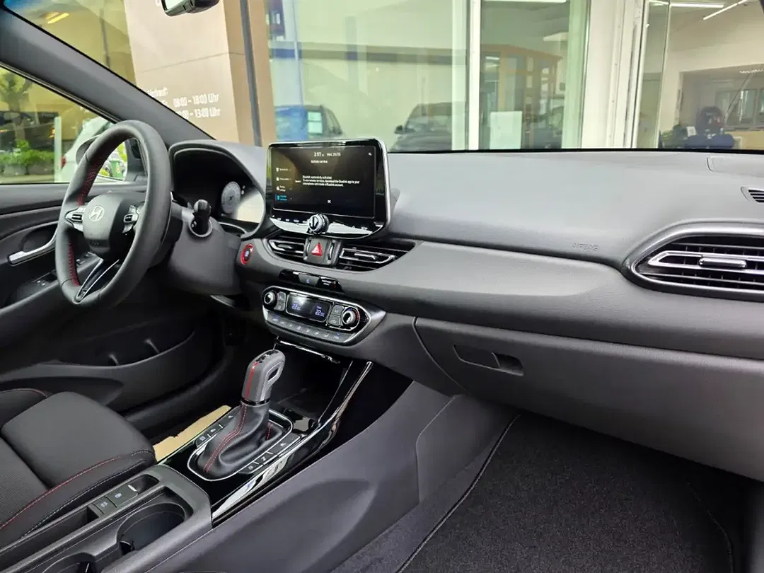 Hyundai i30 - Thumbnail 12