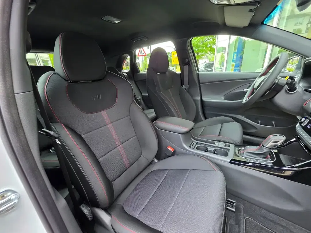Hyundai i30 - Thumbnail 13