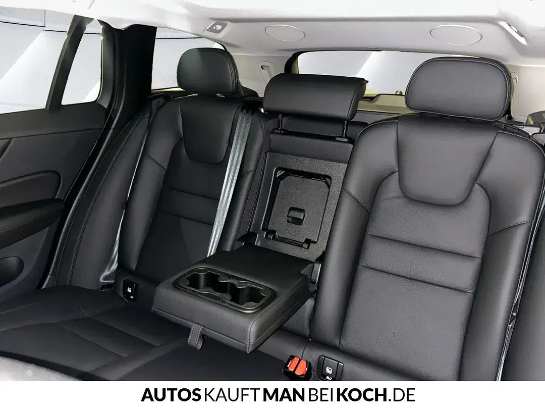 Volvo V60 - Thumbnail 6