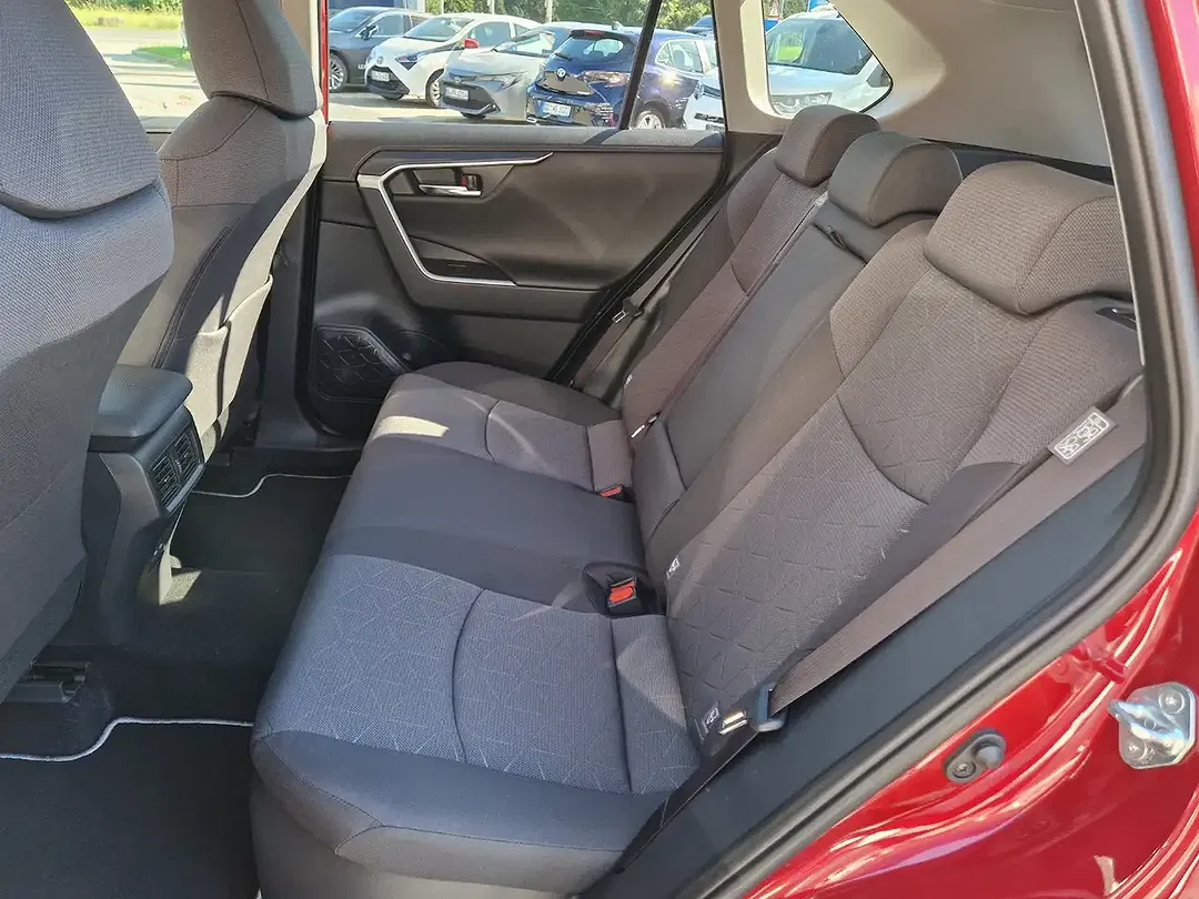 Toyota RAV 4 - Thumbnail 8