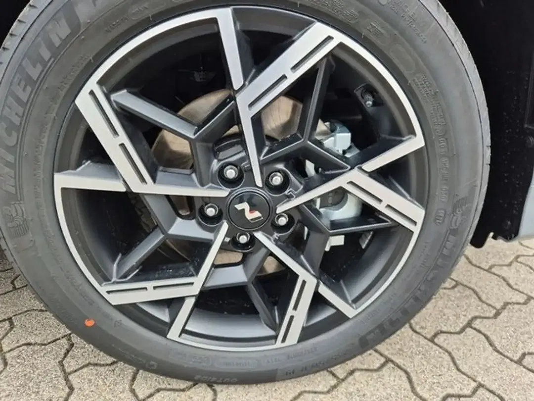 Hyundai TUCSON - Thumbnail 15