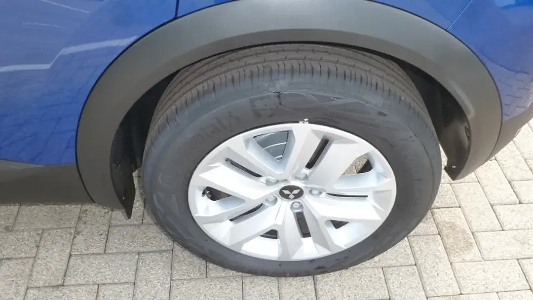 Mitsubishi ASX - Thumbnail 13
