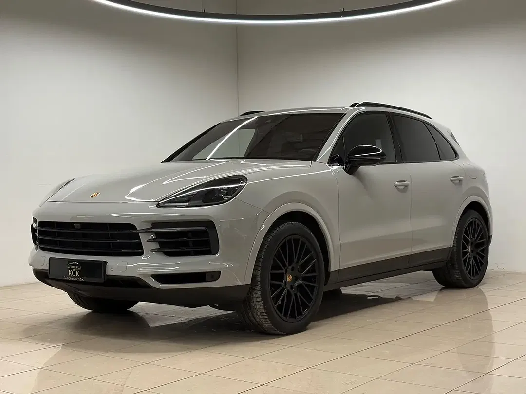 Porsche Cayenne - Thumbnail 2