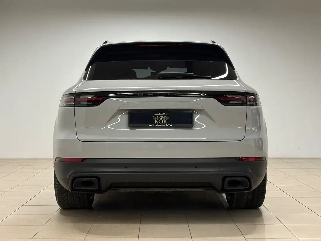 Porsche Cayenne - Thumbnail 7