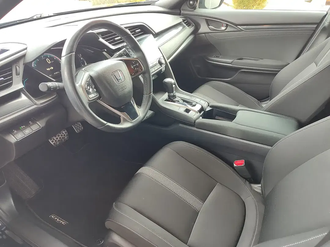 Honda Civic - Thumbnail 11