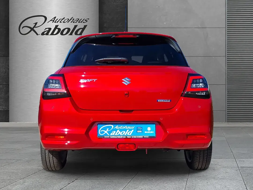 Suzuki Swift - Thumbnail 4