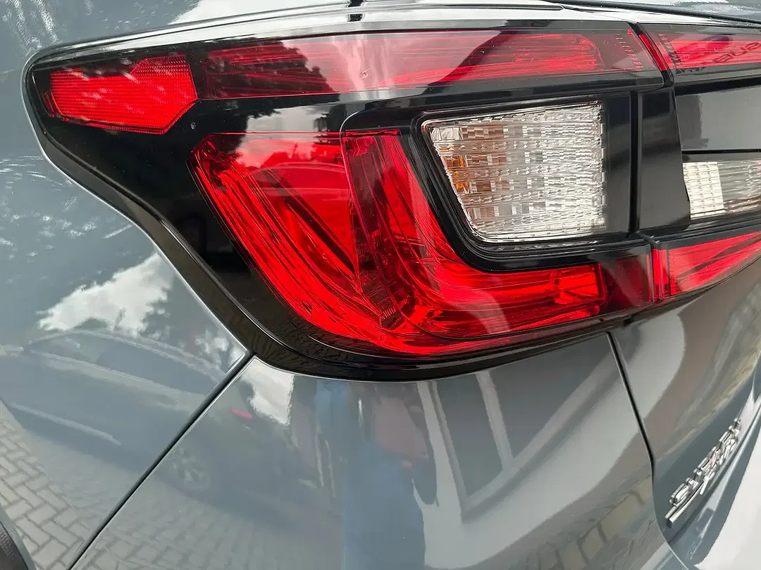 Subaru Crosstrek - Thumbnail 11
