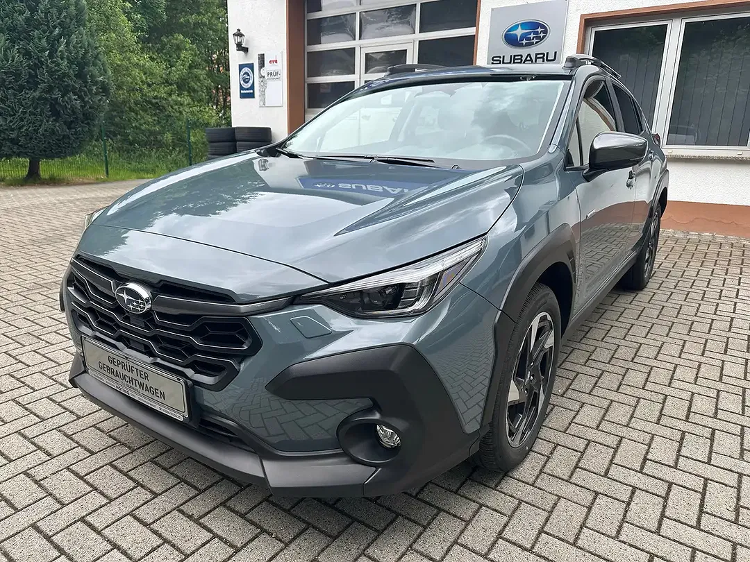 Subaru Crosstrek - Thumbnail 2