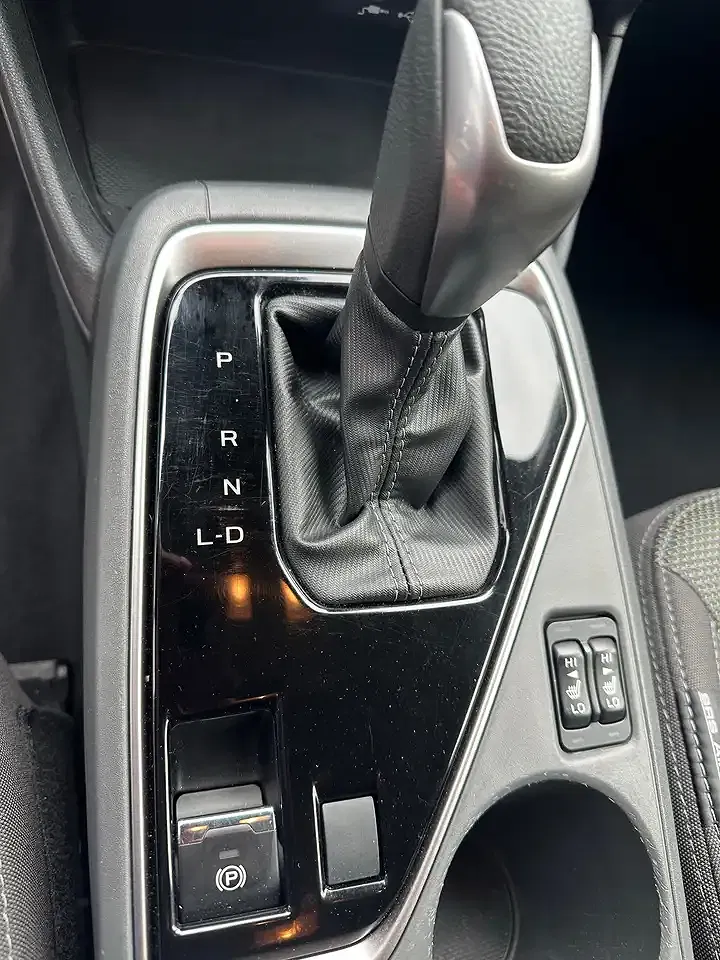 Subaru Crosstrek - Thumbnail 9