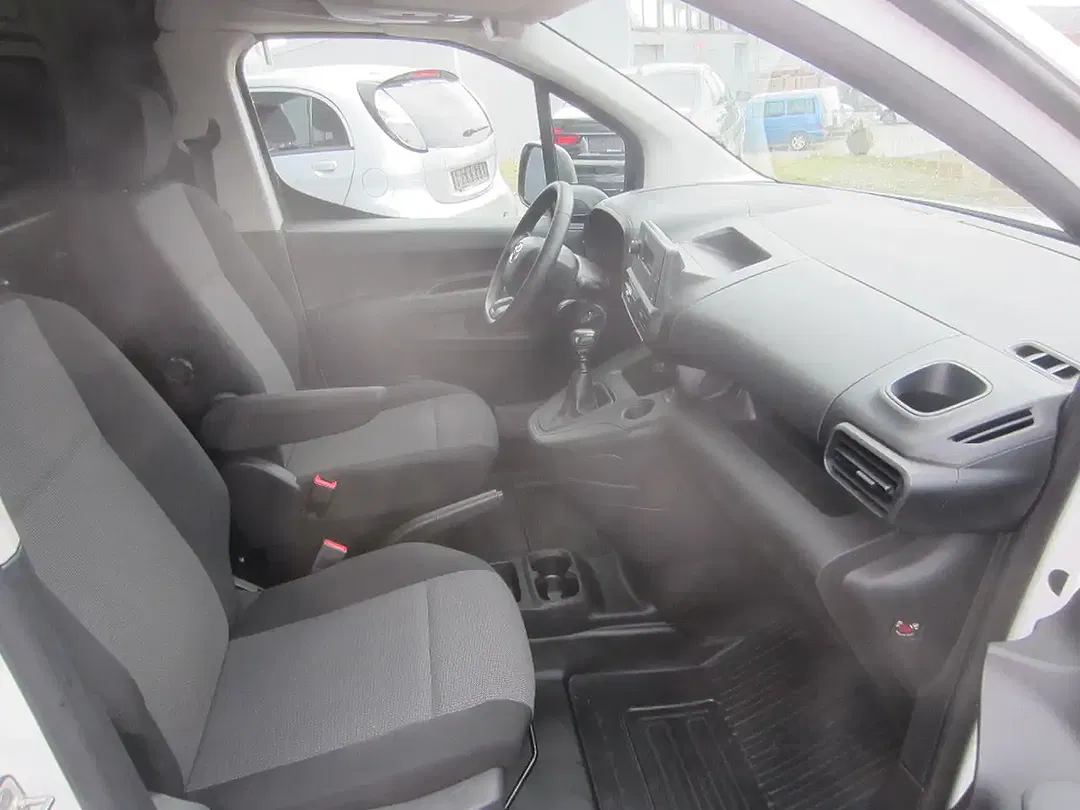 Toyota Proace City - Thumbnail 13