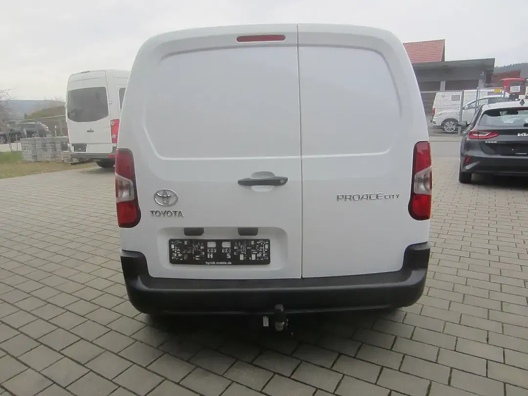 Toyota Proace City - Thumbnail 5