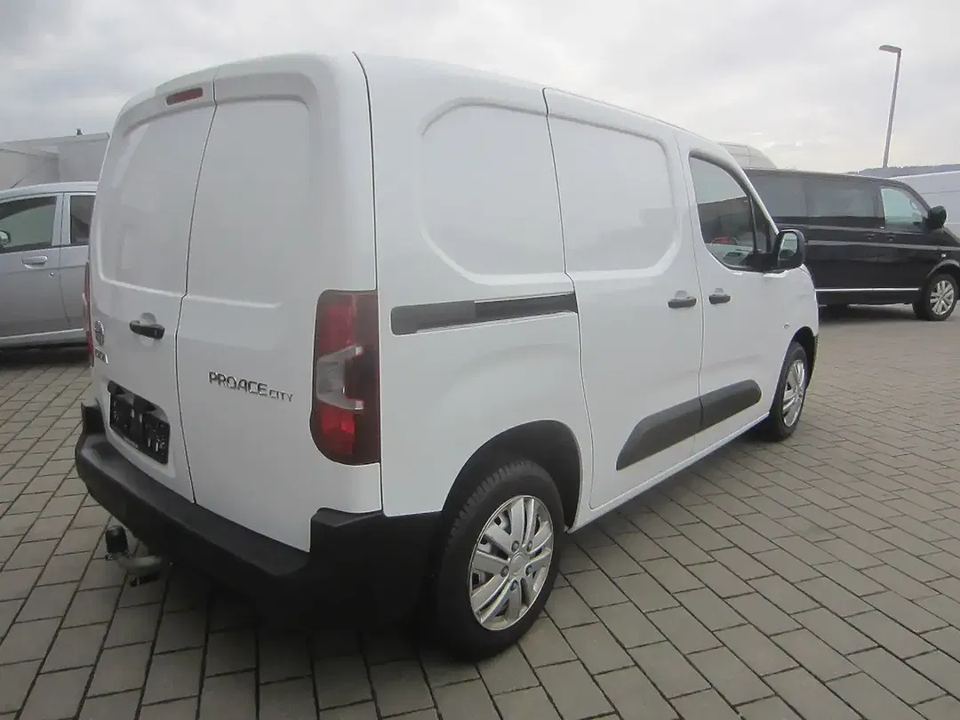 Toyota Proace City - Thumbnail 6
