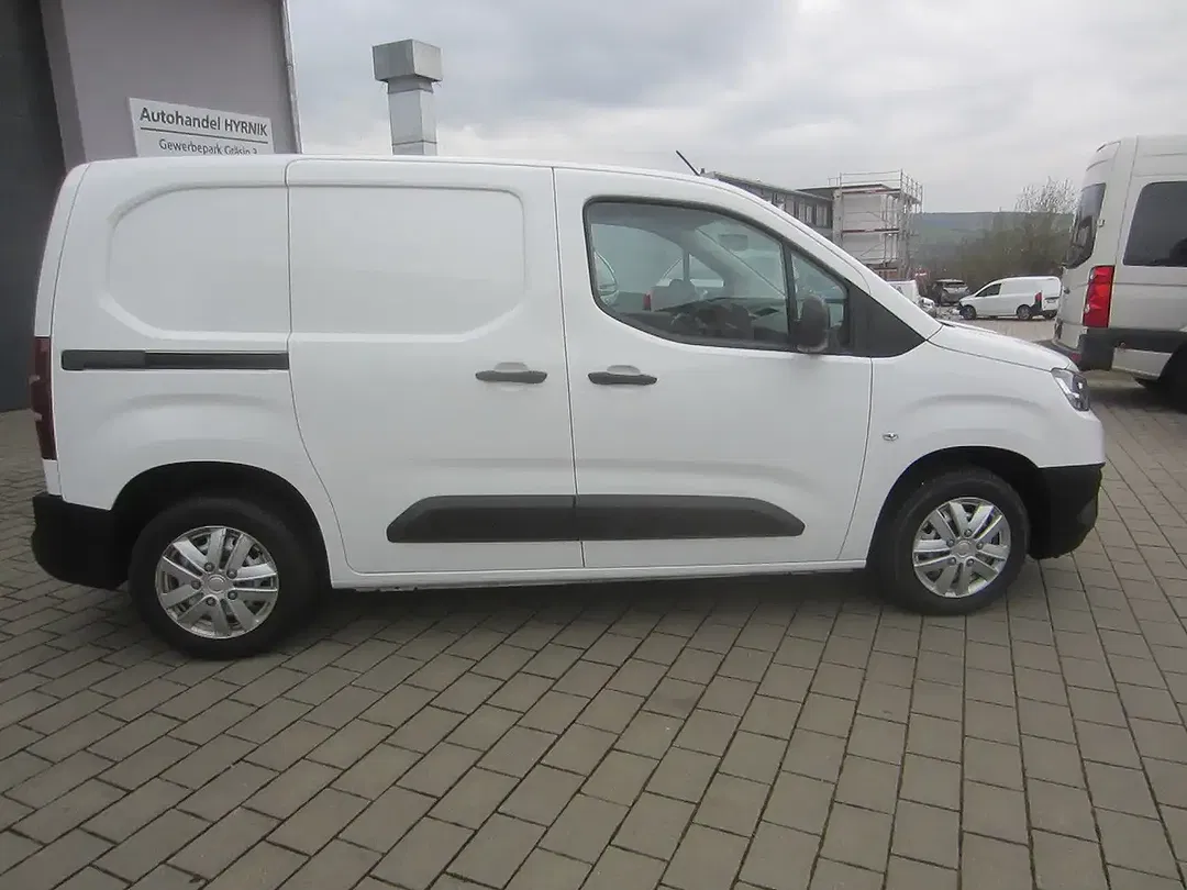 Toyota Proace City - Thumbnail 7