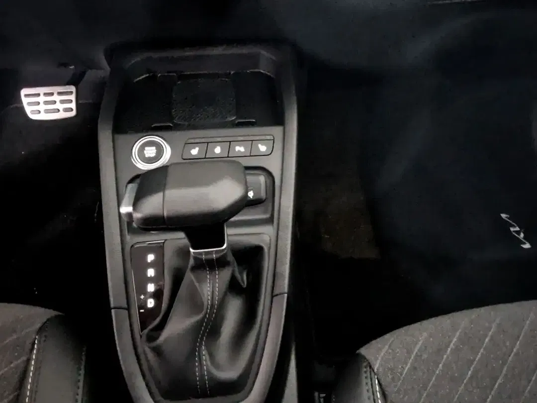 Kia Stonic - Thumbnail 12