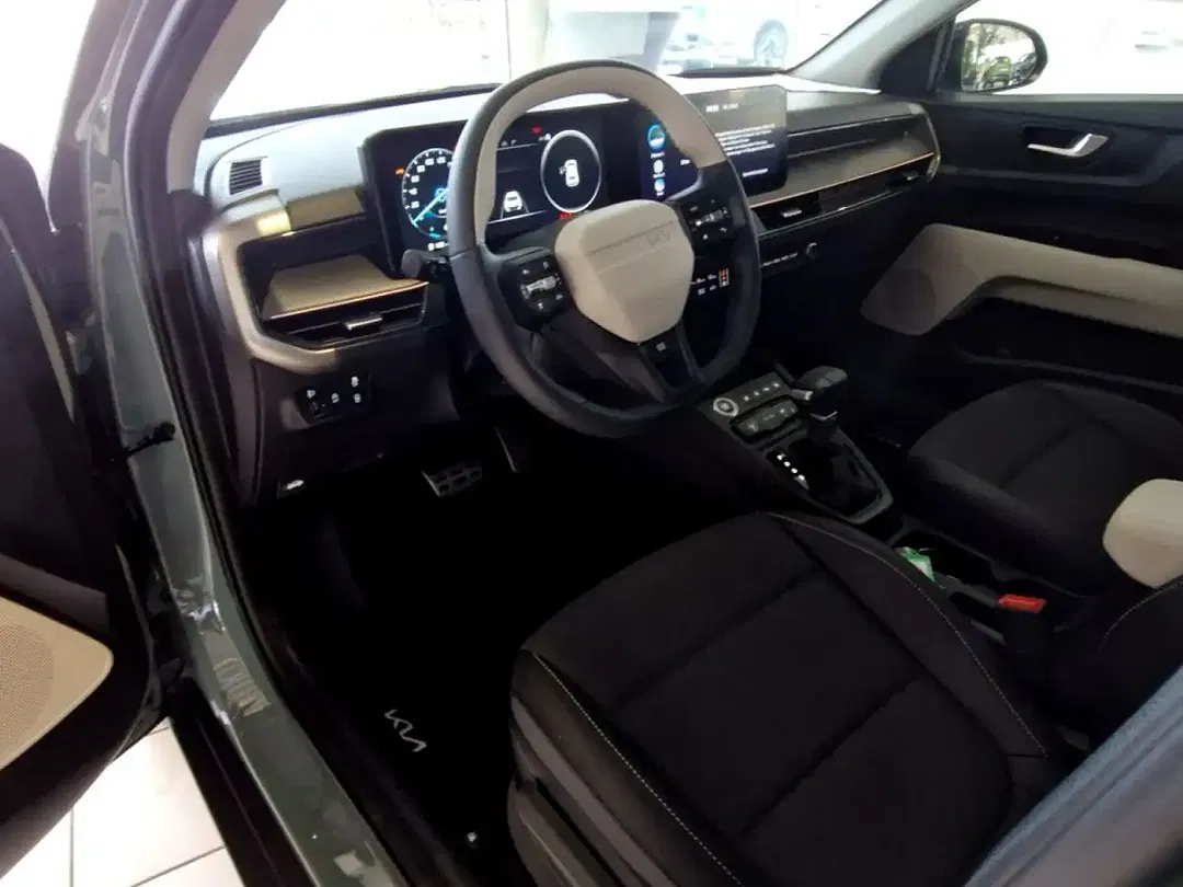 Kia Stonic - Thumbnail 8