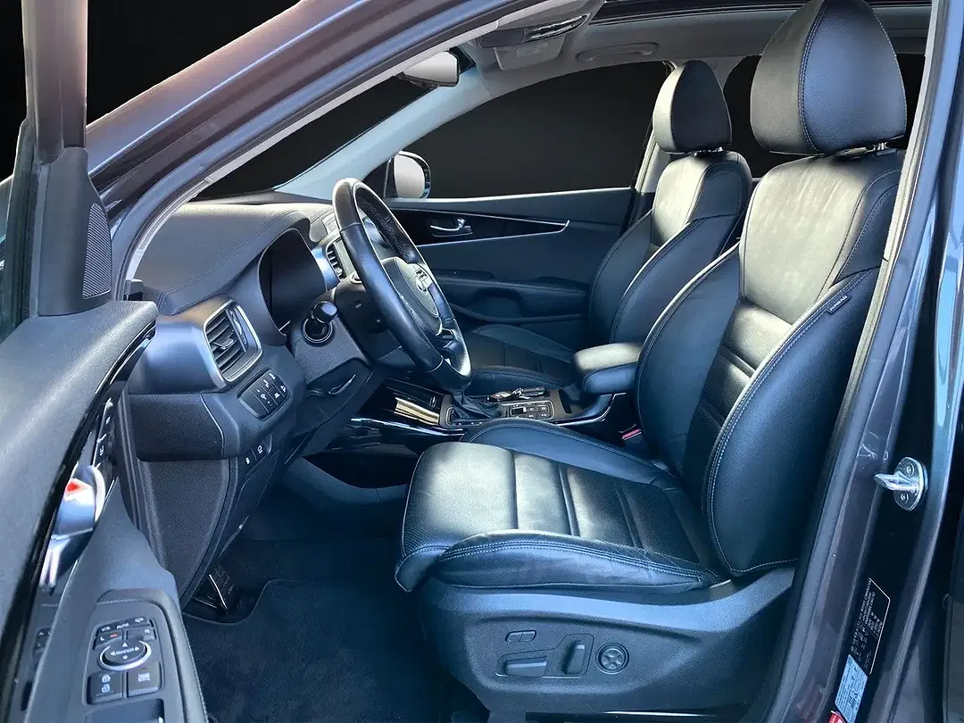 Kia Sorento - Thumbnail 13