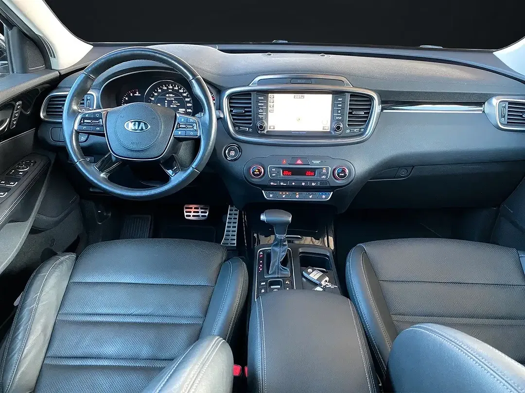 Kia Sorento - Thumbnail 9