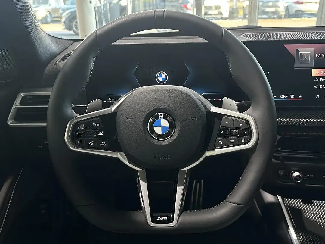 BMW 330 - Thumbnail 12