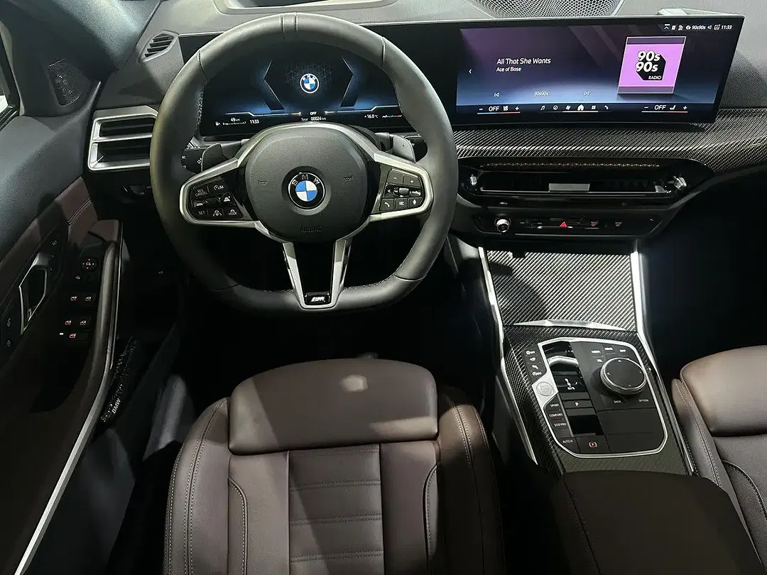 BMW 330 - Thumbnail 13