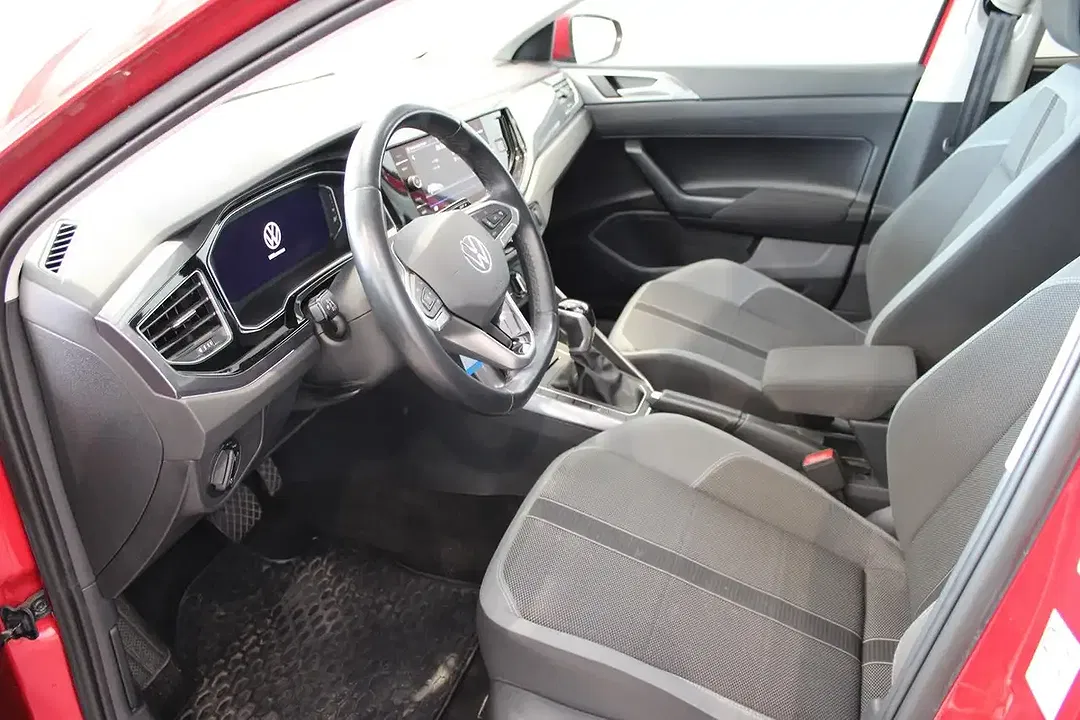 Volkswagen Polo - Thumbnail 5