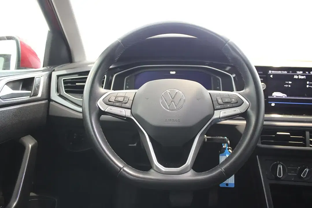 Volkswagen Polo - Thumbnail 9