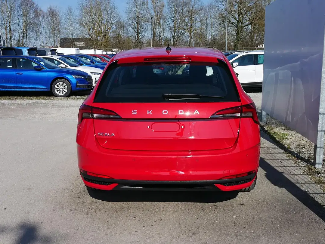 Skoda Scala - Thumbnail 3