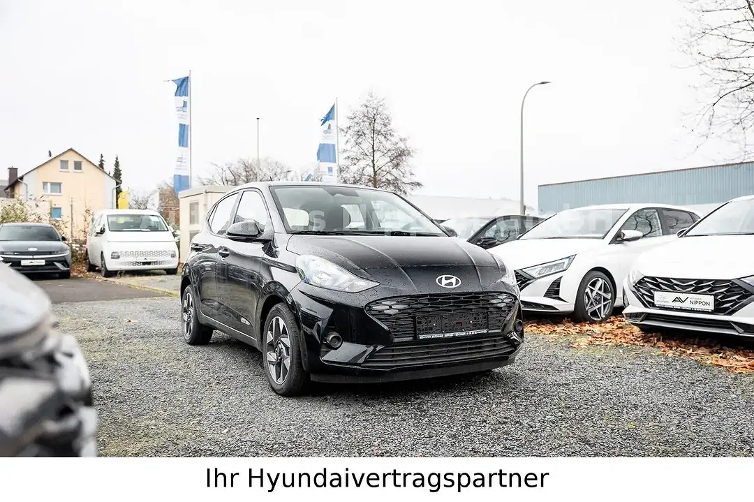 Hyundai i10 - Thumbnail 1