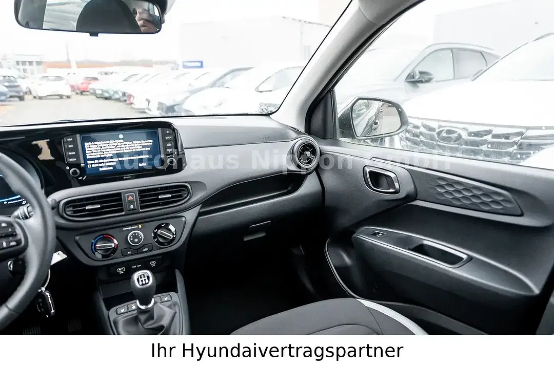 Hyundai i10 - Thumbnail 10