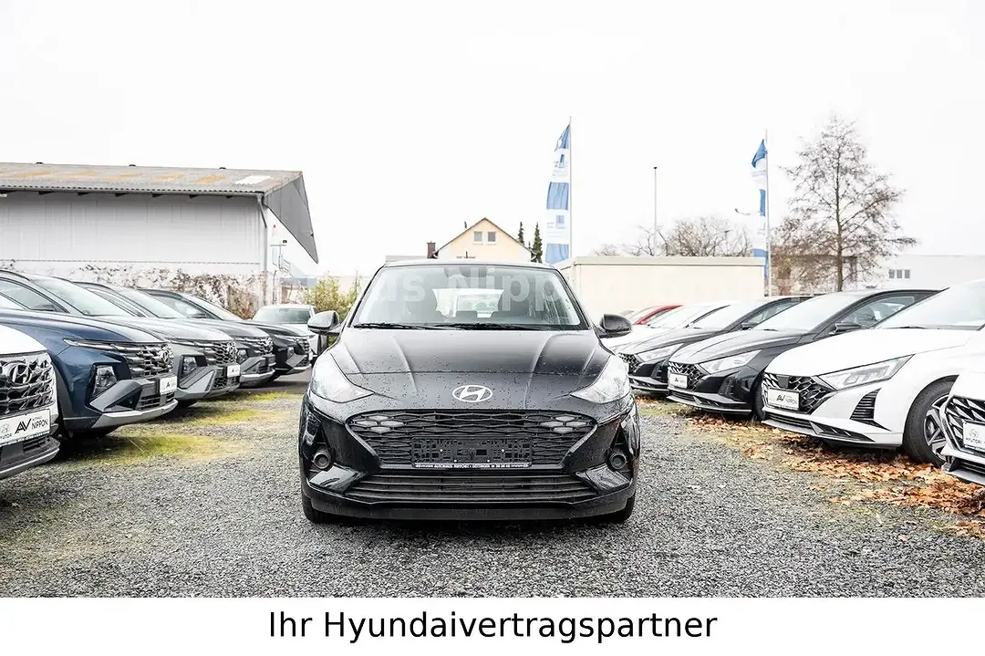 Hyundai i10 - Thumbnail 2