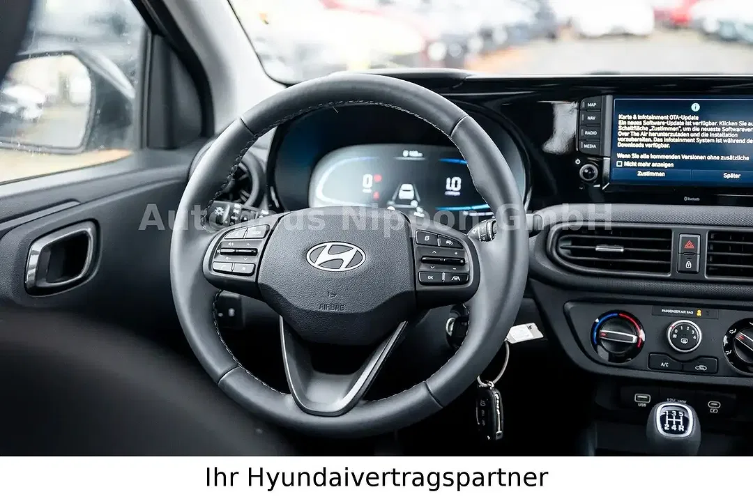 Hyundai i10 - Thumbnail 9